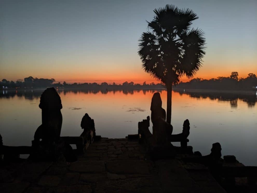 Sras Srang at dawn